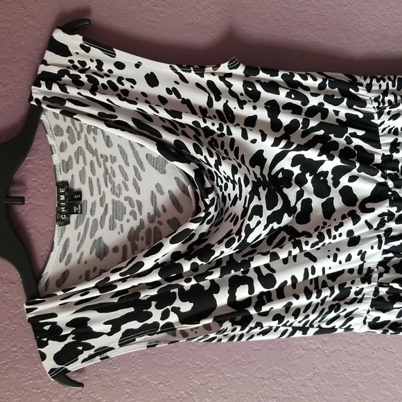 Chime Black and white Dress - Picture 2 of 10